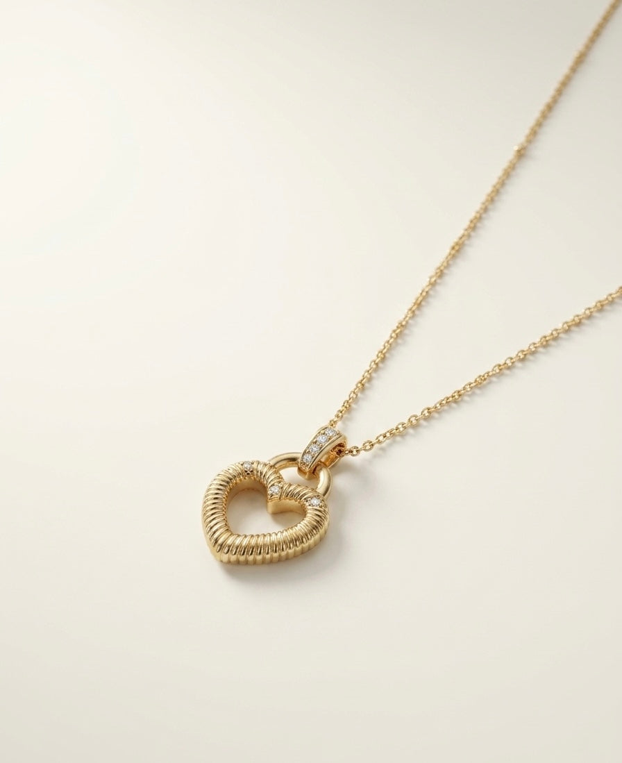 Fil d'Or Heart