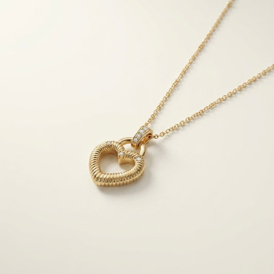 Fil d'Or Heart