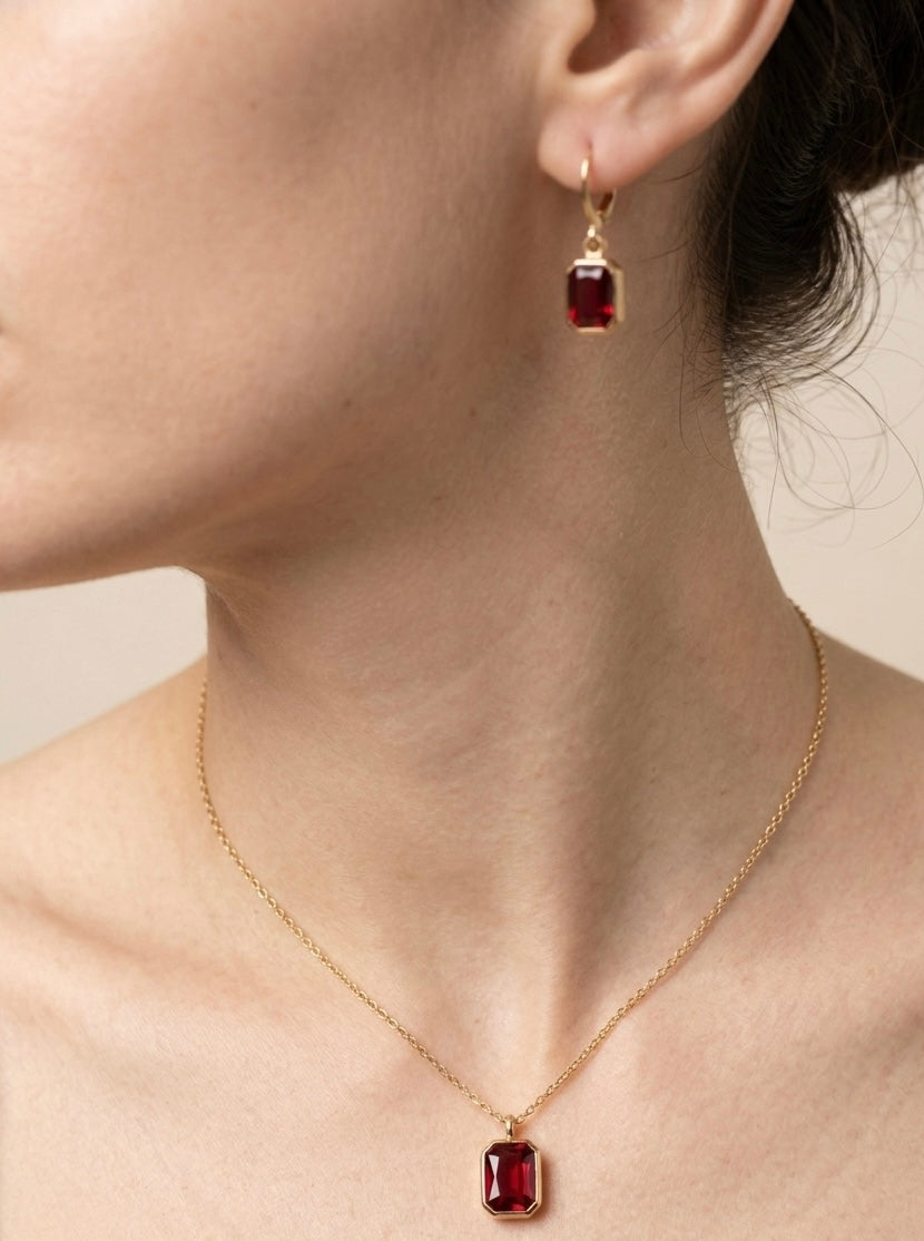 Red emerald set