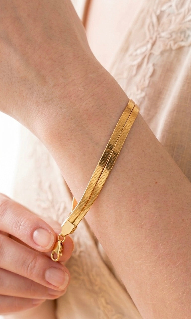 Herringbone flat chain bracelet