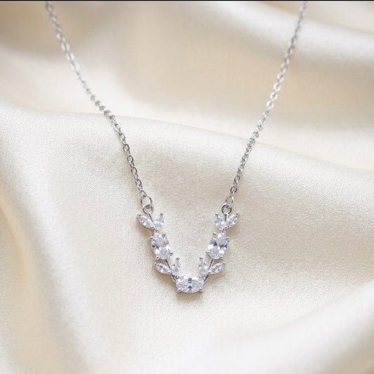 silver flower necklace